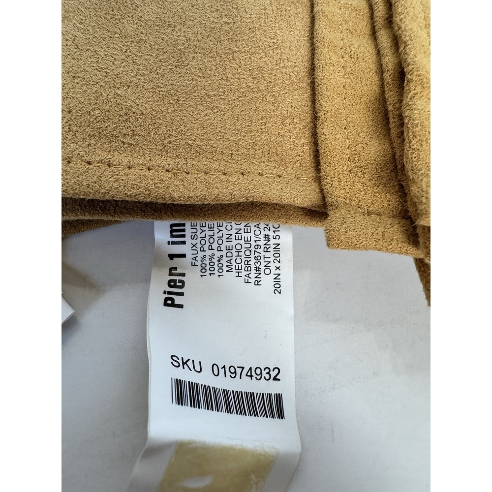 Set of 4 Pier 1 Imports Faux Suede Napkins 20" x 20" Gold Polyester Square - Picture 2 of 3